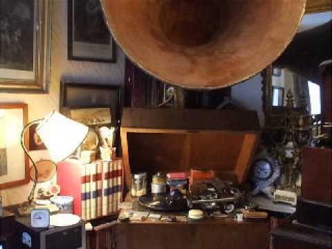 "Who ? " (Sunny) played by Ipana Troubadours with the Singing Sophomores Col 4100