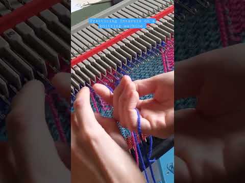 practicing intarsia on the bond sweater machine :) #knittingmachine #sweatermachine