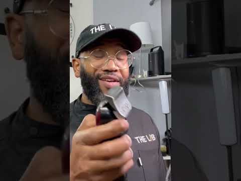 Phat master blade a must have!  #barbers #barberlife #gamma #wahl #fyp #entrepreneur #barbershop