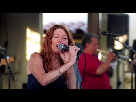 download lagu mp3 mp4 Kate Becker, download lagu Kate Becker gratis, unduh video klip Kate Becker