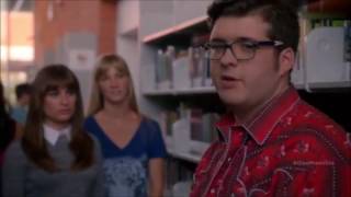Extrait (VO) : Les New directions incite Roderick � auditionner