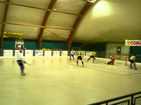 immagine di anteprima del video: Hockey Scandiano 5  Hockey Pieve 3