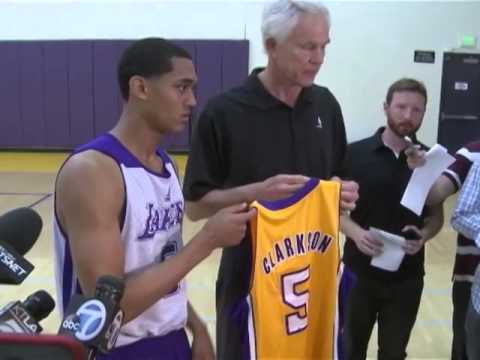 Fil-Am Lakers rookie makes impressive NBA debut