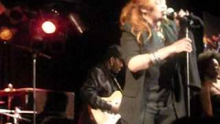 Faith Evans &quot;Stop n Go&quot; Live at B.B. Kings 10/5/10