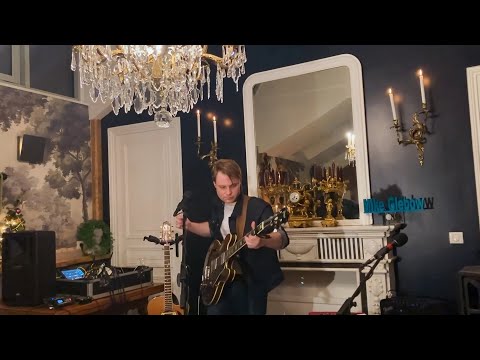 Mike Glebow.Solo - Somewhere in Paris