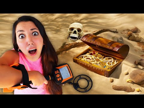 TROVIAMO TESORI SEGRETI CON IL METAL DETECTOR NELLA SPIAGGIA AL MARE ABBANDONATA!
