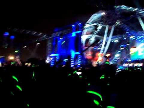 Spirit Blue16/10 - Yolanda Be Cool...