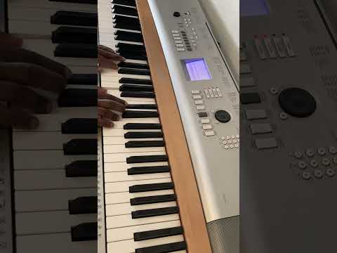 EASY Merengue Piano Pattern 🎹🔥 #shorts