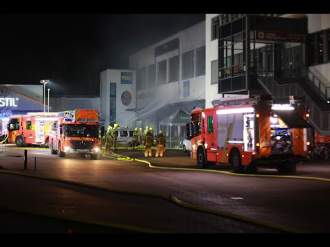 230102-Brand Einkaufszentrum Hannover Wülfel