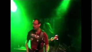 SRAINED - THE BEAST ( Twisted Sister - Cover )