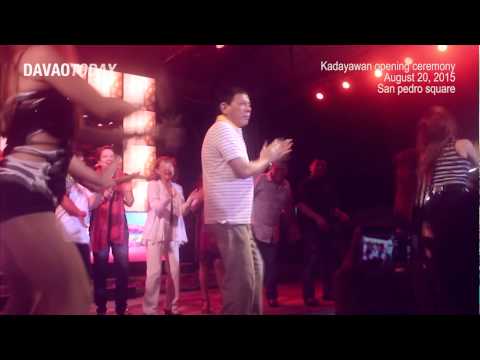 Duterte dances during Kadayawan 2015 opening