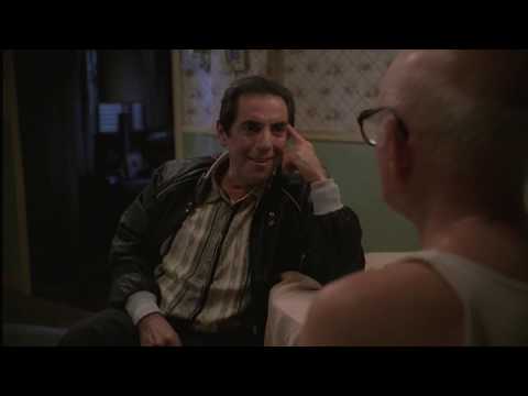 Junior nincs megelégedve a boríték vastagságával - Maffiózók