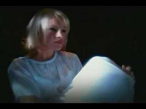 download lagu mp3 mp4 Bandana Como Puede Ser, download lagu Bandana Como Puede Ser gratis, unduh video klip Bandana Como Puede Ser