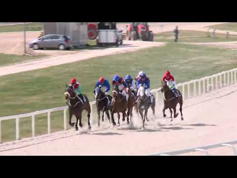 2022.04.10. 01. futam - NYERETLENEK VERSENYE (V.kat.) II. rész (szintetikus pálya)