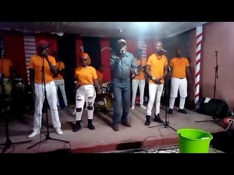 FREDDY NELSON QUENTIN MOYASCKO ET EXTRA MUSICA INTERNATIONAL AU VILLAGE VENDÔME