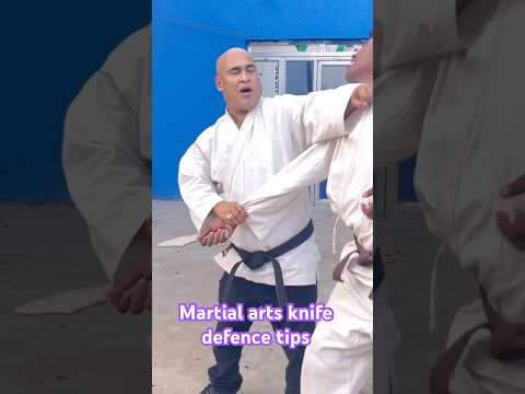 Martial arts knife defence tips#martialarts #karate #shorts#viral #trending #youtubeshorts