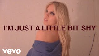 Reneé Rapp - Shy (Lyrics)