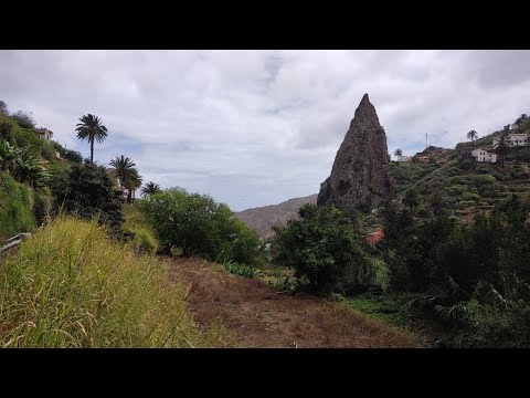 La Gomera. Embalse de los tiles y el chorro