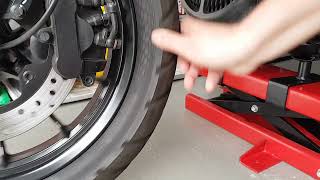 Zentral Motorradheber für die Hyosung GV125S und für die Indian Superchief Limited