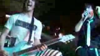 A Change Of Pace - Loose Lips Sink Ships (12/13/06)