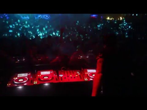 Shippo live @ Bootshaus w/ Dyro & Dirtcaps