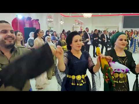 CORİNNE ET ZINAR - Koma Agir Rehat - PART 1 - Mardin,Paris