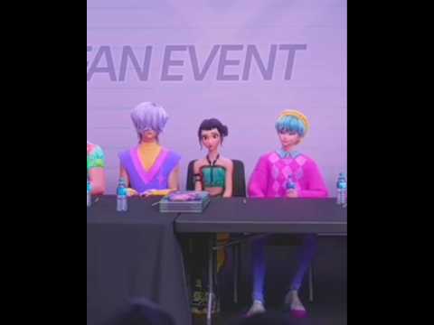 "OhGod the baby is watching the zoey🤭["mystery&zoey&baby"]#kpopdemonhunter#moments#zoey#baby#mystery