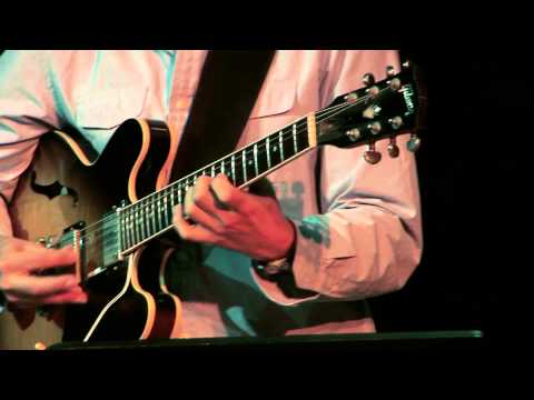 Adam Rogers Guitar improvisation H.264.mov