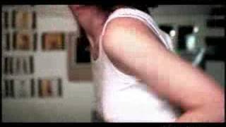 Bài hát Because I'm A Girl - Nghệ sĩ trình bày KISS