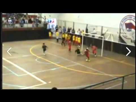 Drible incrível do Gabriel e gol do Ettore.