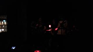 Honeyroll - Never compromise (live)