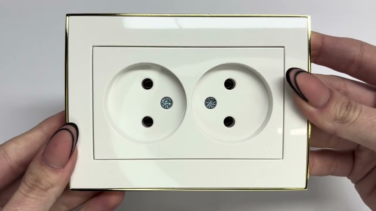 Розетка двомісна б/з з боковою вставкою золото LEZARD Rain біла 703-0226-128В