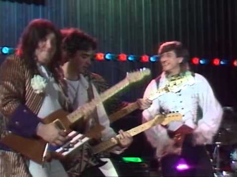 Nervozni postar - Coban tjera ovcice - ( Narodni Hitovi  Nek ljubav traje PB )