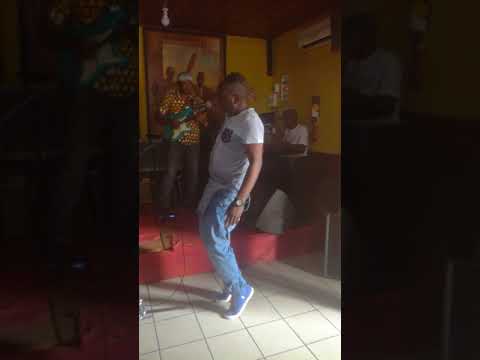 Kaisa Pakito reprends "Victim" de Tom Yoms s