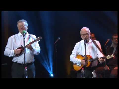 Prifarci - Iz zemlje gre v trsek (ljudska)