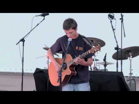 Zach Heckendorf LIVE at Red Rocks 2010, "One of Them"