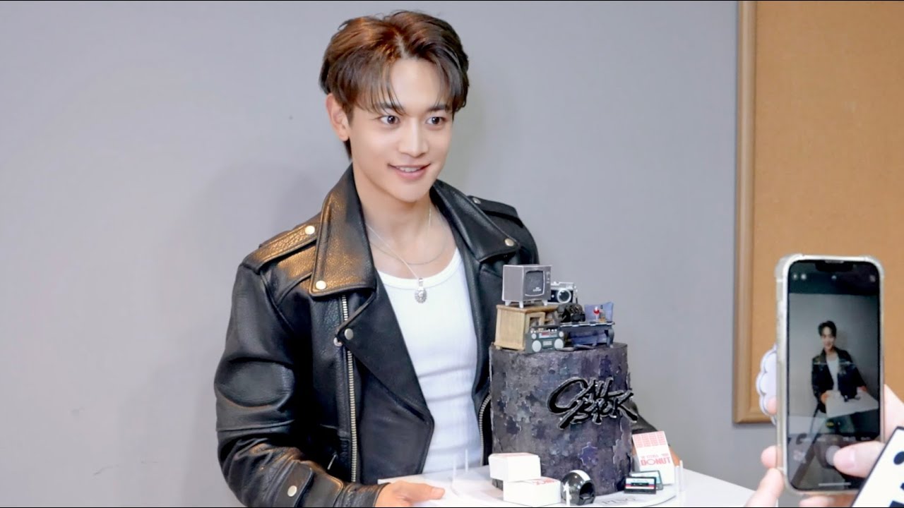 ⋆⁺₊⋆ 샤월에게 하고 싶은 말은? ⋆⁺₊⋆ | 'CALL BACK' 음악?