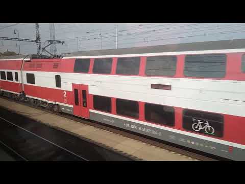 OS vlak smer Trnava cez stanicu Galanta