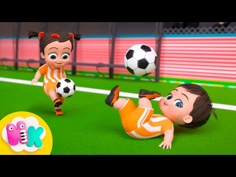 Focis Zenék ⚽️ A Foci olyan jó móka! 🥅 Labdás Mese | Gyerekdalok | HeyKids Magyarul