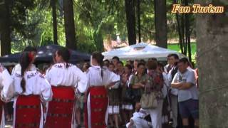 preview picture of video 'Romania. Moneasa Festivalul Clatitelor 2010 HD. Producator Fan Turism E-mail: fanturism@gmail.com'