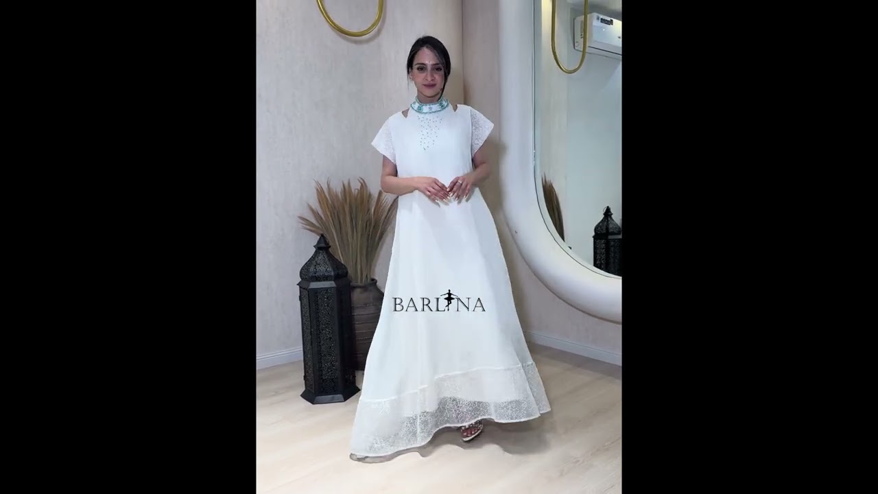 Long beige jalabiya with a bejeweled tie-neck - XL