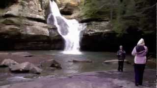 preview picture of video 'Fabulous Trail to Cedar Falls, Hocking Hills State Park, Logan, Ohio'