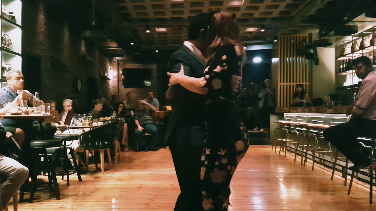 Christos Glossis & Magda Voukelatou (3/4) ~ Carnaval de Mi Barrio, Edgardo Donato