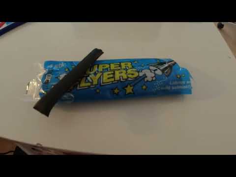 MongoTV_9167 - SPISER POSE SUPER FLYERS LAKRIDSSTÆNGER SØNDAG EFTERMIDDAG