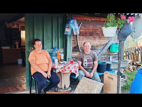 How do people live in remote Transylvanian villages? Romanian countryside village life!