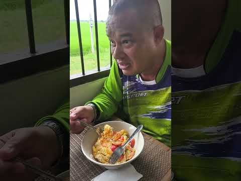 Omelet over hot rice #evahome #dannysriphinyofamily