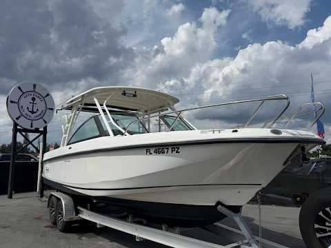 2015 Boston Whaler 270 Vantage Video