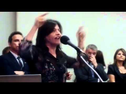 Alice discursa na Audiência Pública sobre a MP 568/12