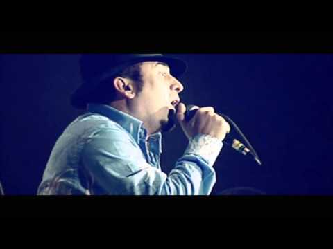 El Barrio - Ave de Paso (Directo Palacio Vistalegre Madrid 2004)