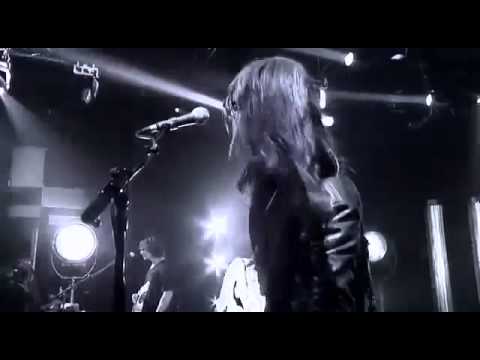 The Dead weather - New pony (concert prive)